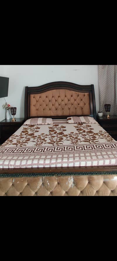 used bed with side tables