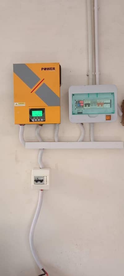 invertor for sale in working condition pv /2400