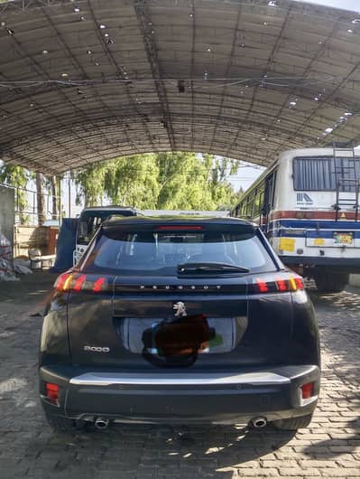 Peugeot 2008 Allure Black