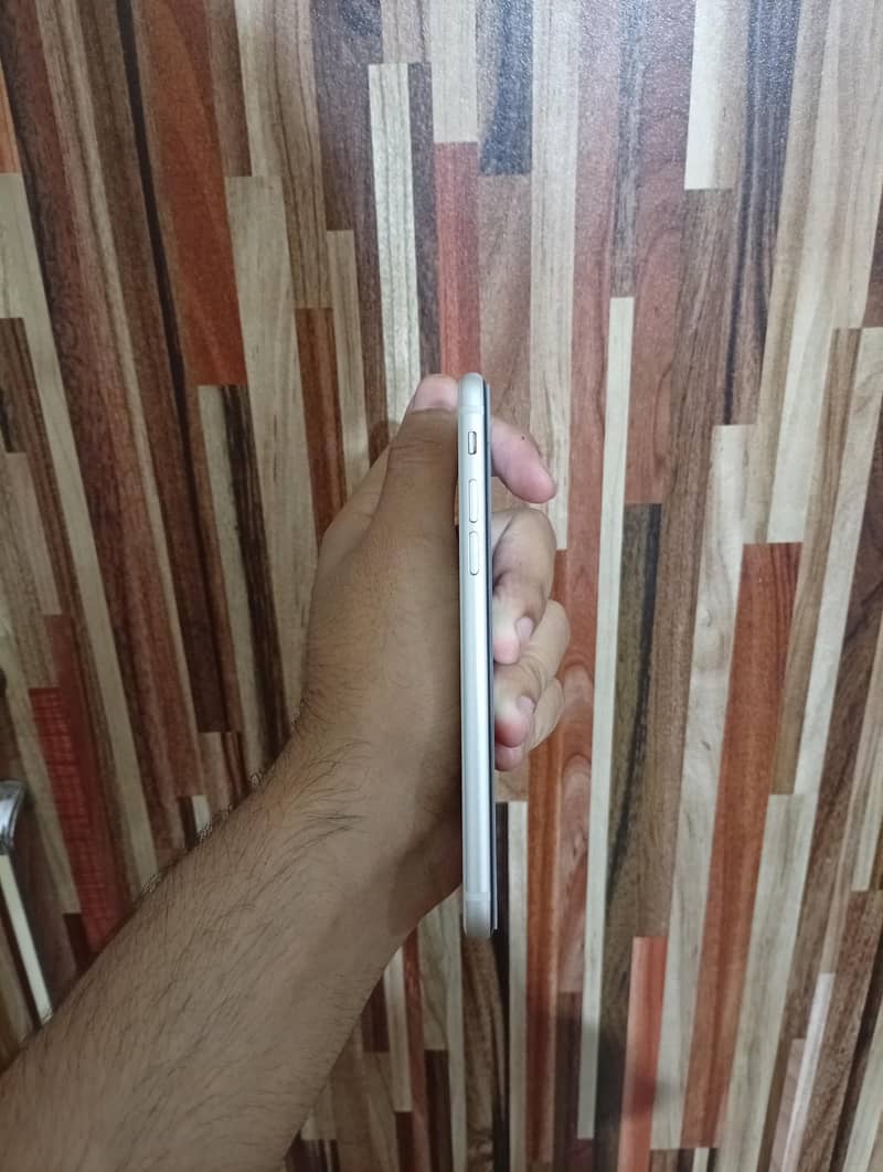 iPhone SE 3rd generation 2