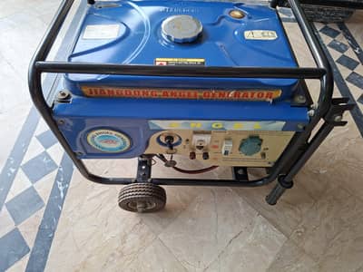 Petrol Generator 3000 Watts in Perfect Condition