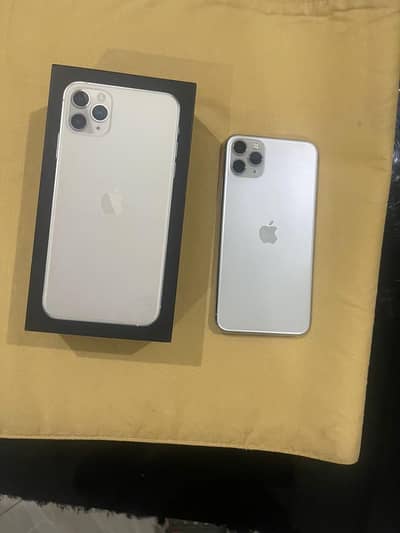 Iphone 11 pro max 256GB PTA approved dual sim with box