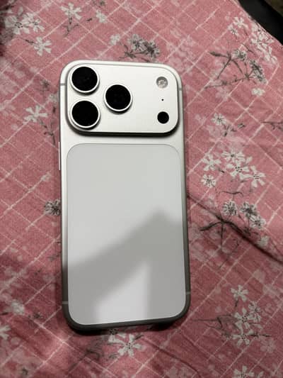 Iphone 17 pro 256gb FACTORY UNLOCKED