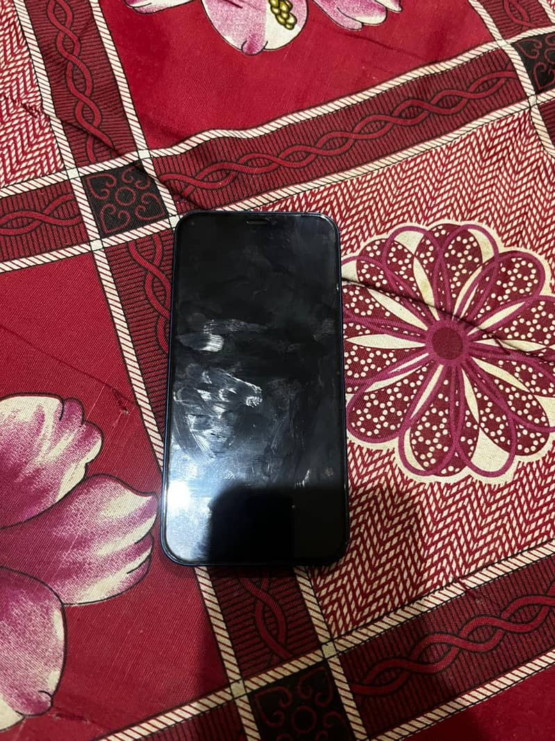 iPhone 12 0