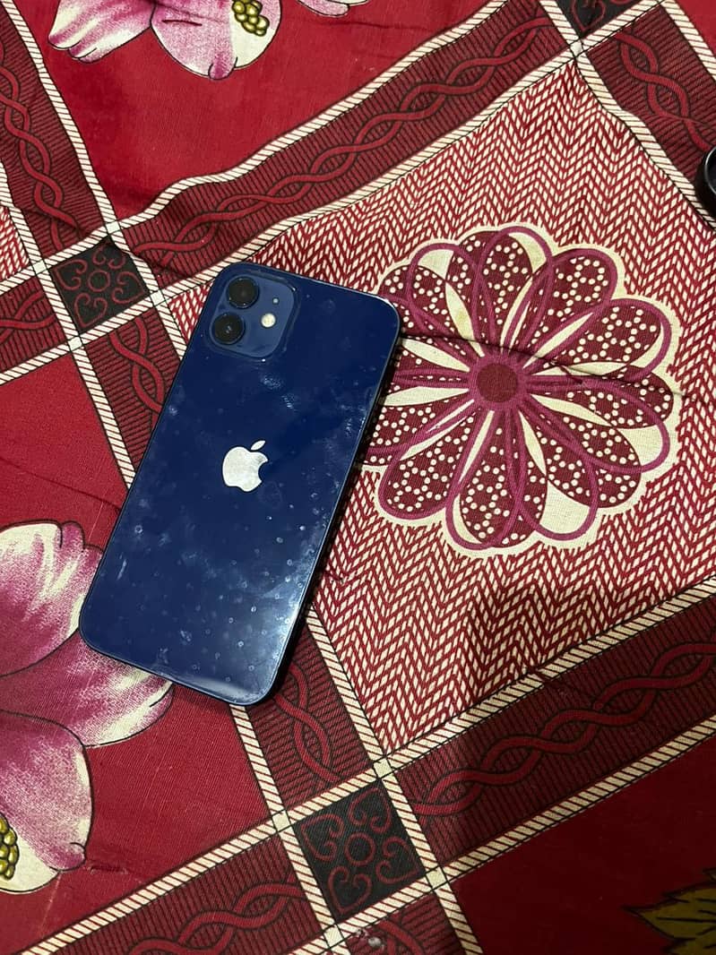 iPhone 12 3