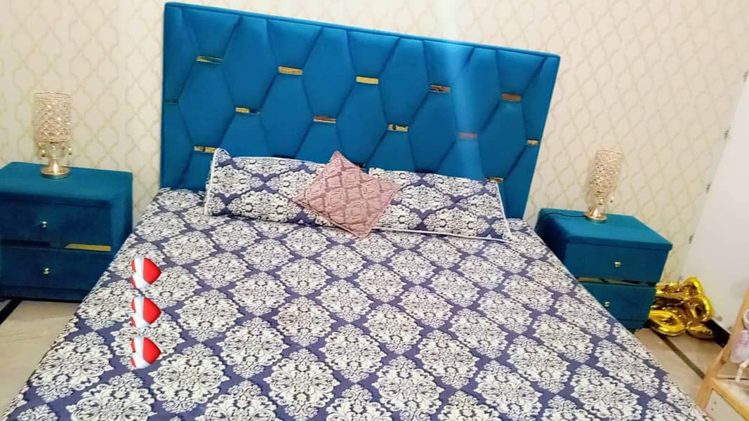 Bed, dressing and Side table set 0