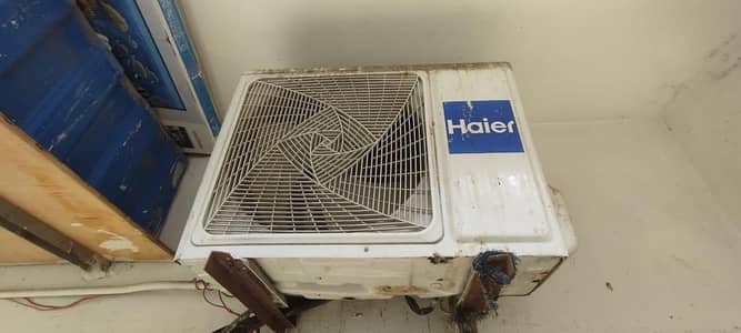 1 Ton Split non inverter Commerser warranty Hai