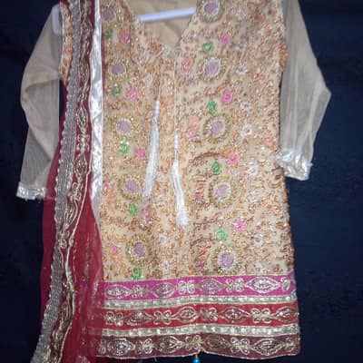 stylist our comfortable dress for sale Sirf 3.4 dafa pehna