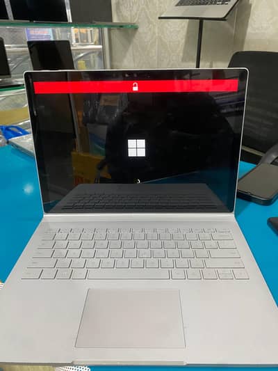 I7 8 gen 16 gb ram 512 ssd Microsoft surface book 2
