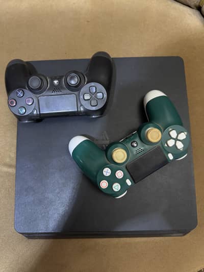 Playstation 4 slim