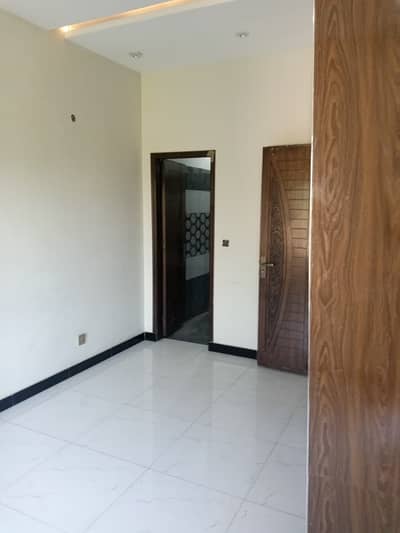 5 Marla Ground floor Available for Rent like New