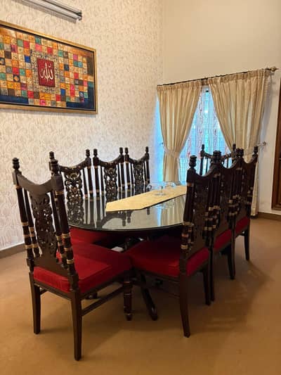DINING TABLE SET (8 CHAIRS) FOR SALE