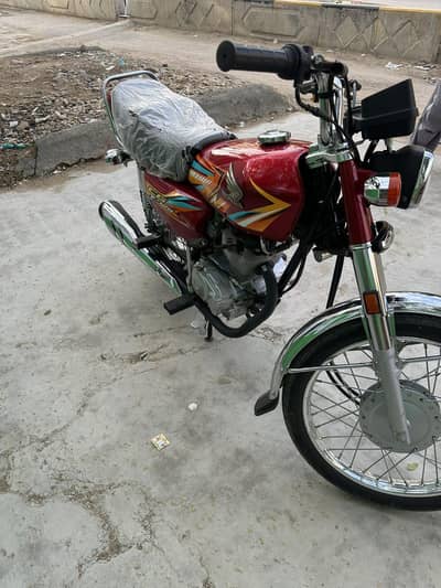 I am sell Honda 125 2026 model new bike