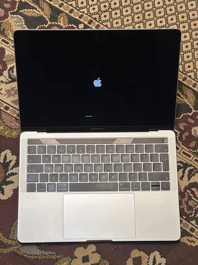 Apple MacBook Pro 2019 core i7 (16/500)