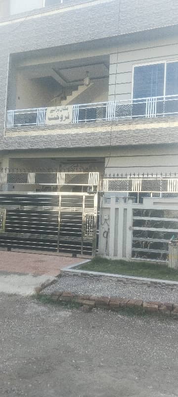 5marla Brand New House