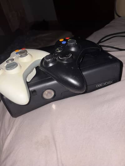 Xbox 360 all okay just like new