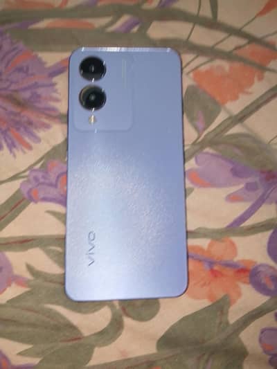 vivo y 17s 6/128 ,, 50mp camera in new condition