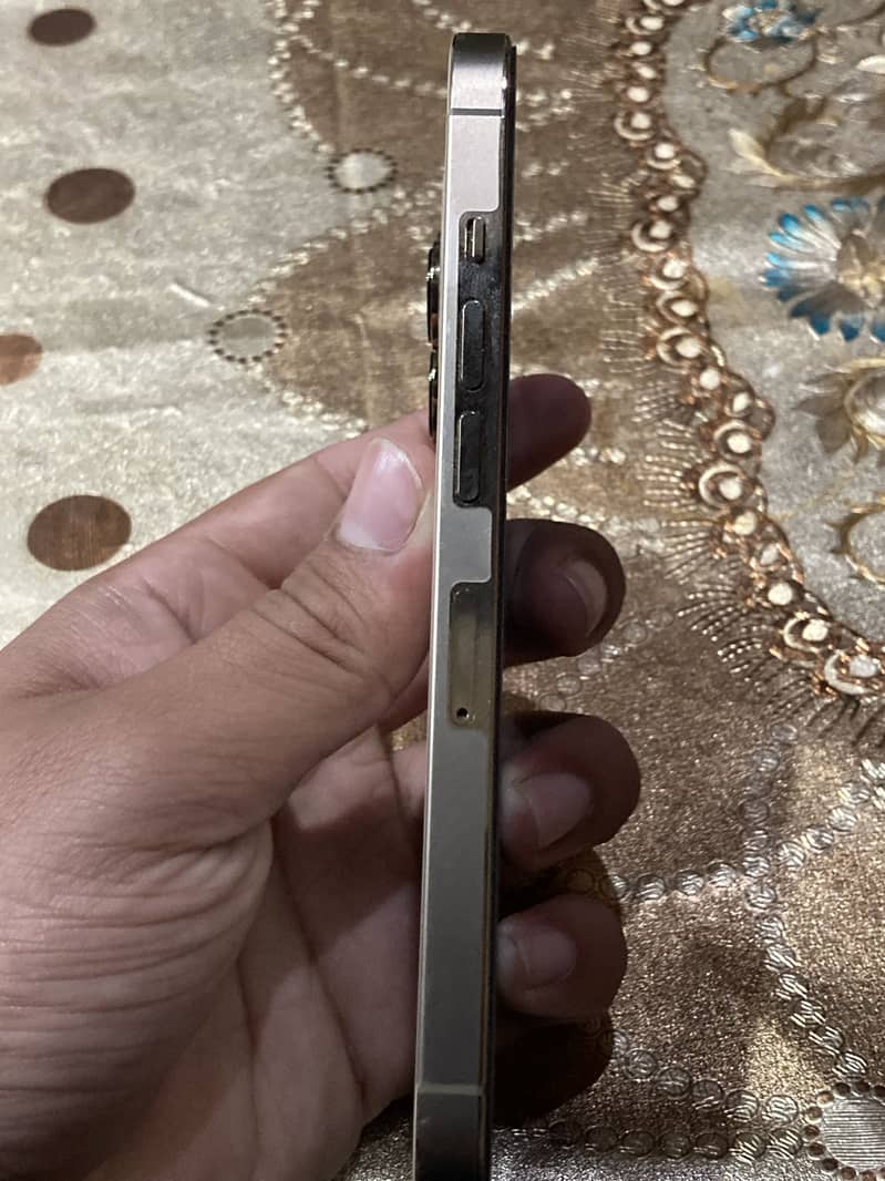Iphone 13 Pro 4