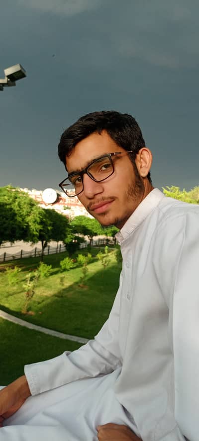 For Personal Driving job. 03346282038