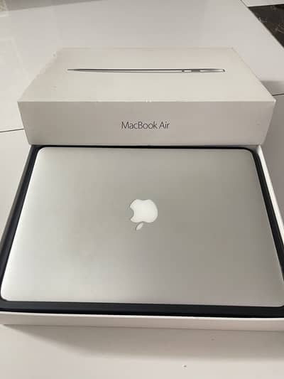 MacBook Air 13.3/1.8GHz/8GB/128GB (2019)