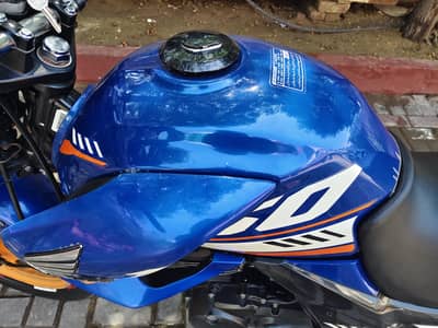 Honda cb150f blue