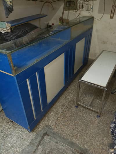 shop showcase for sale