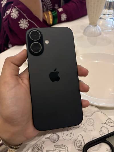 I phone 16 jv 128 gb with box 100 battery health