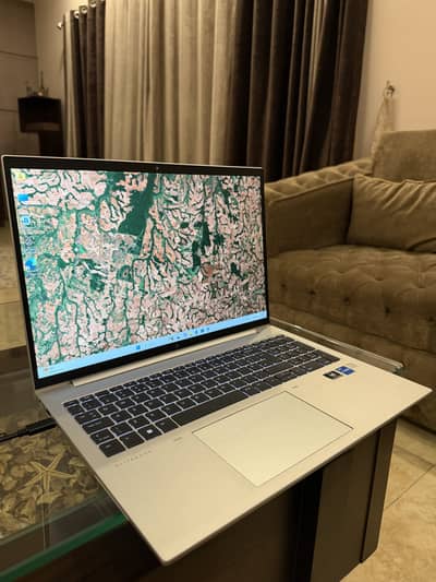 HP 860 G9 - i5 12th gen - 32Gb DDR5 ram - 256Gb nvme - For sale