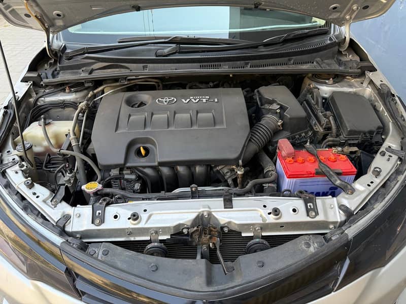 Altis 1.6 Automatic 8