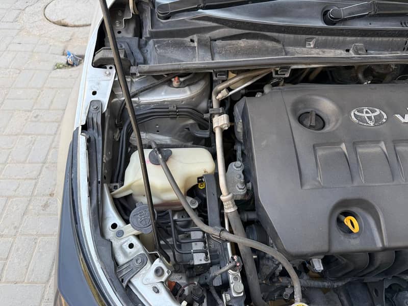 Altis 1.6 Automatic 9