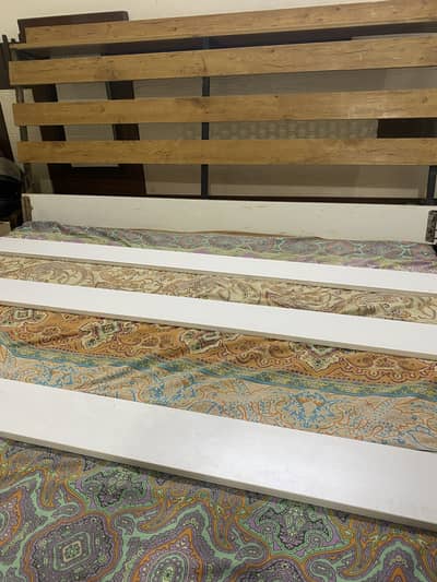 Habitt king size bed