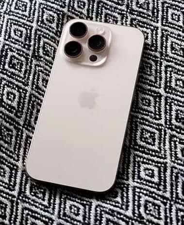 iPhone 16 pro pta 512