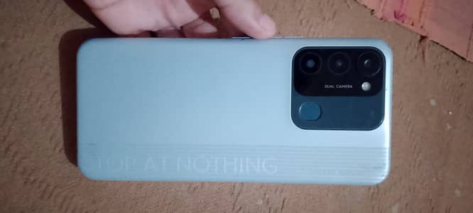 tacno spark 8c 3gb 64 gb box nahi hai