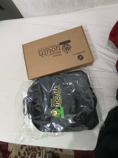 PM Laptop  Mechrevo R14P Ryzen 5 7430