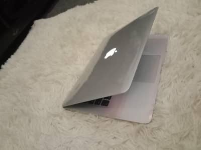 MacBook air 2015 8gb 128SSD