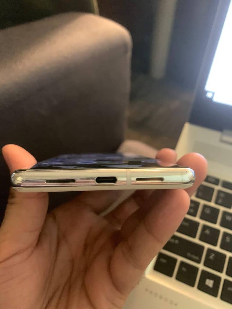 Google pixel 6pro 4