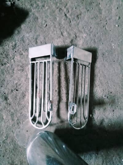 125 bike down model ke seat or silnsr for sell ha