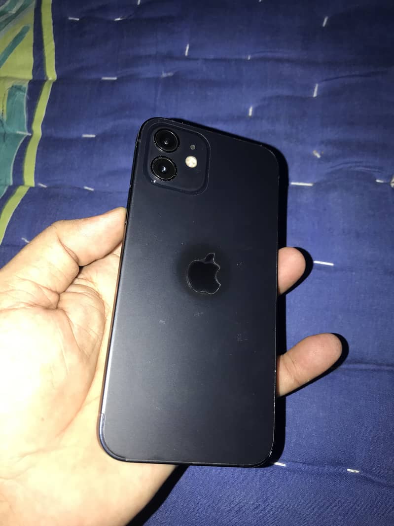 Apple iPhone 12 3