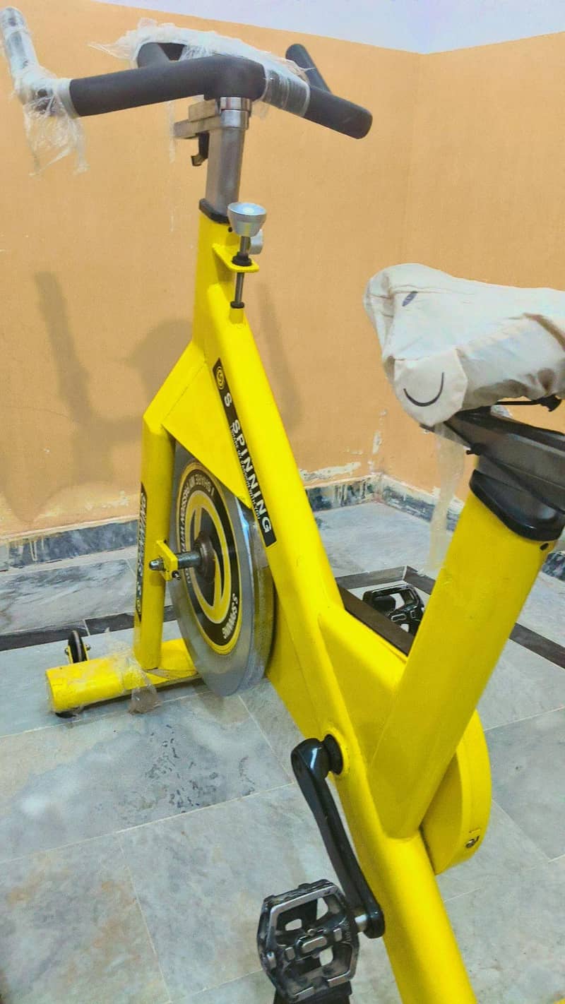 Exercise Bike & Machine 8