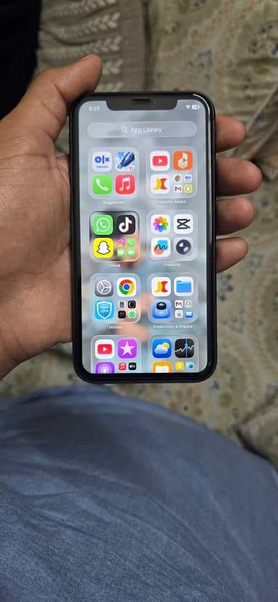 Iphone 11 water pack for sale or exchange