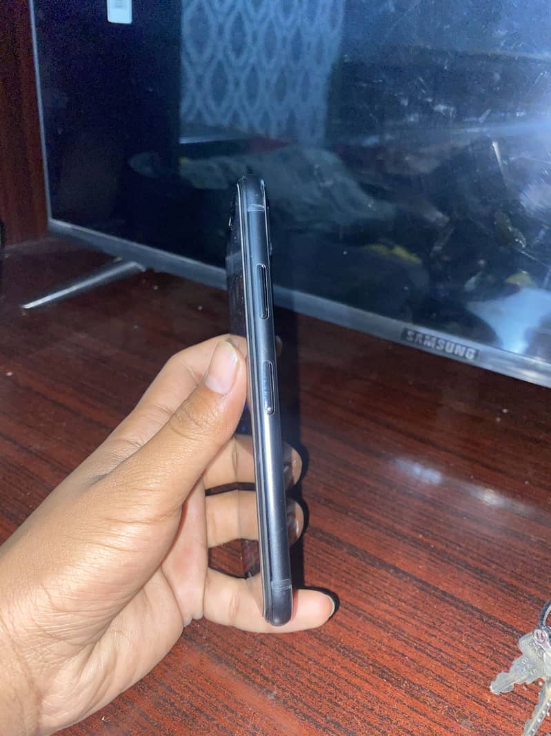 iPhone xs 13