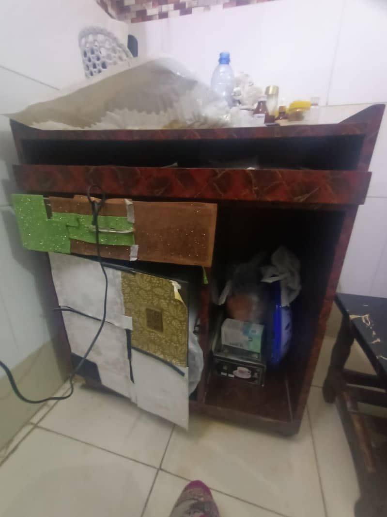 computer table 1