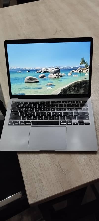 Mac Book Air M1 2020.