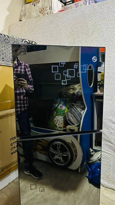 pel refrigerator 10/10 condition