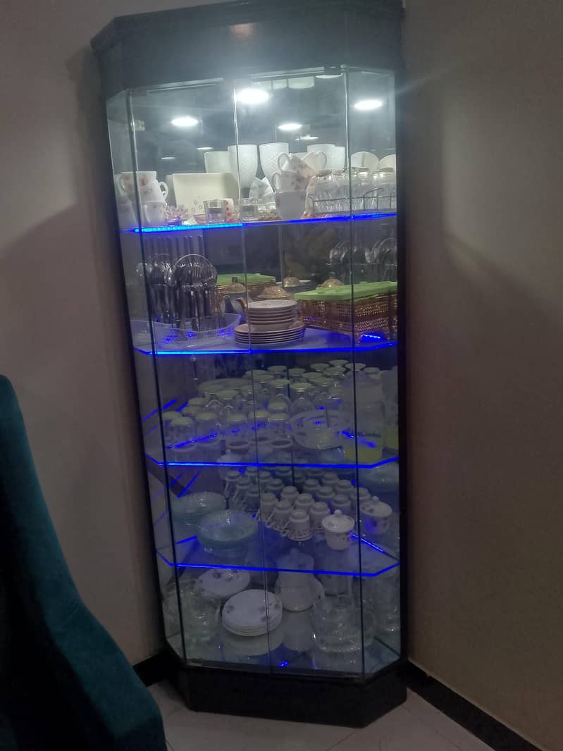 showcase 0