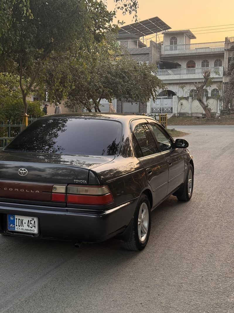 Corolla XE 3