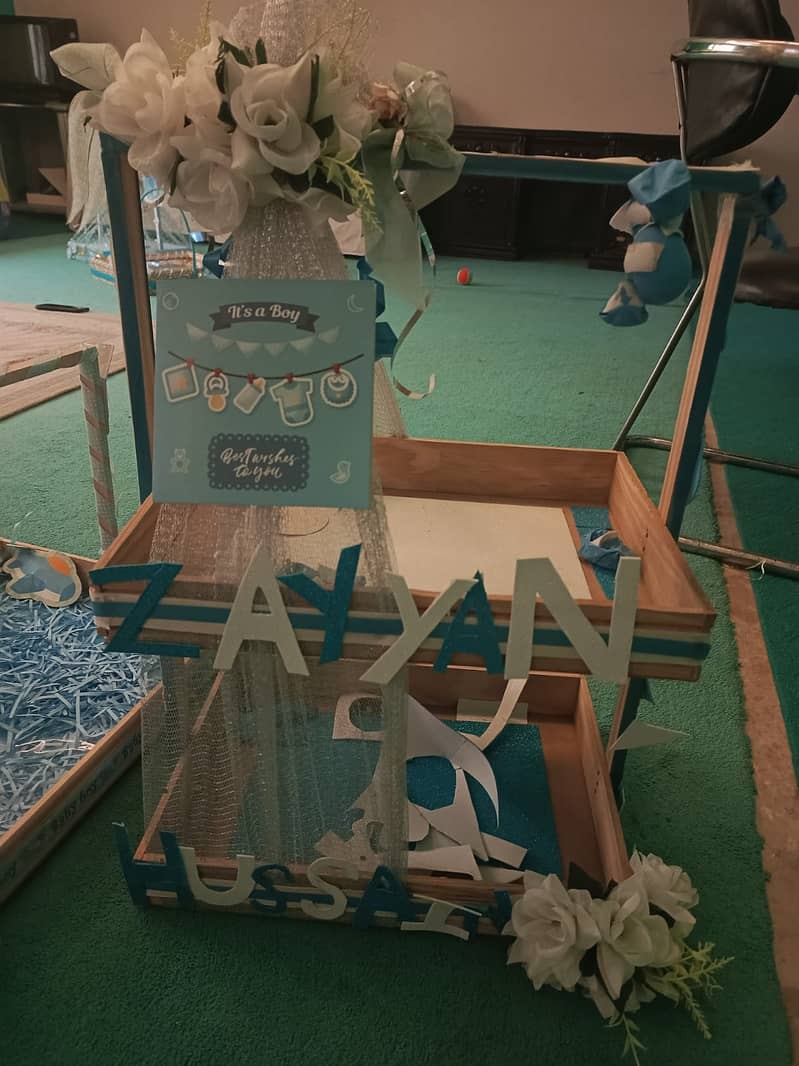 Decorated baskets 0