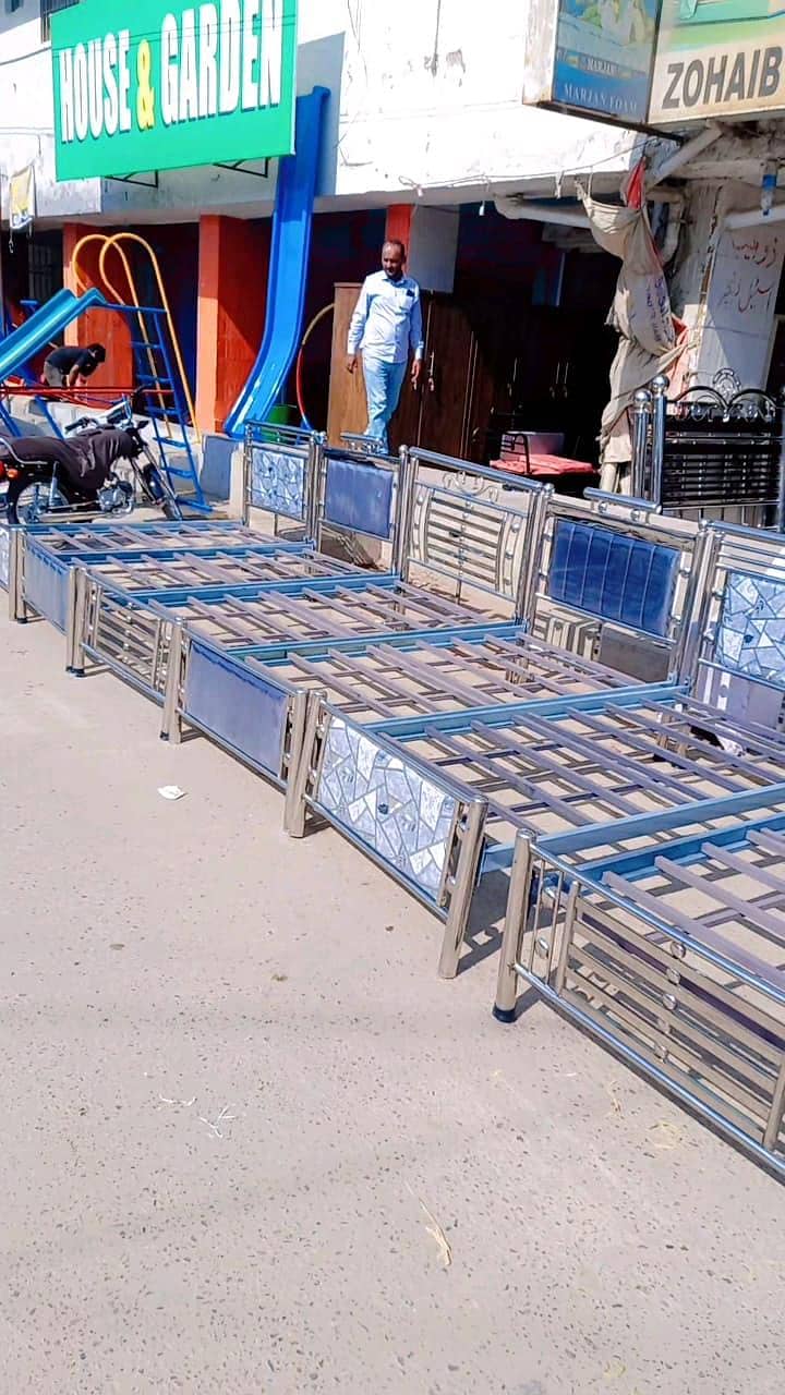 single beds 11