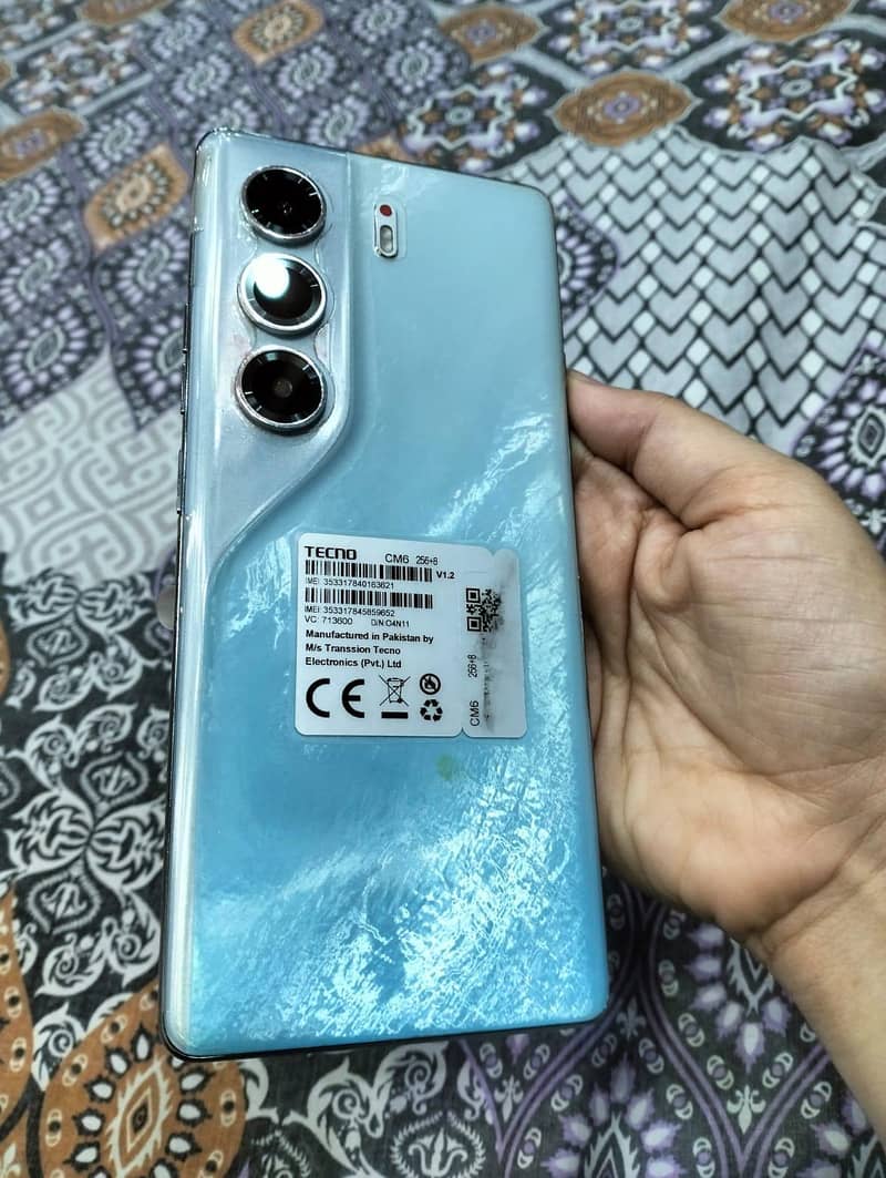 Tecno camon 40 pro 1