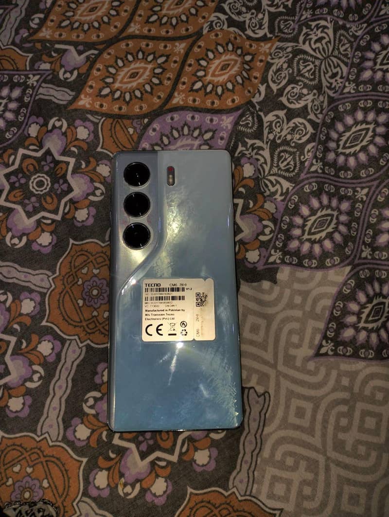 Tecno camon 40 pro 3